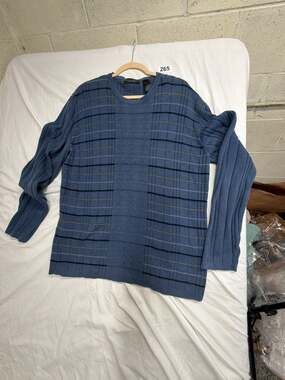 Crazy Horse A Claiborne Company Blue Striped Crewneck Knit Sweater